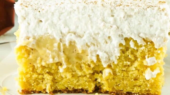 PumpkinPokeCakewithPumpkinSpiceWhippedCreamFrosting1.jpgimgmax1339