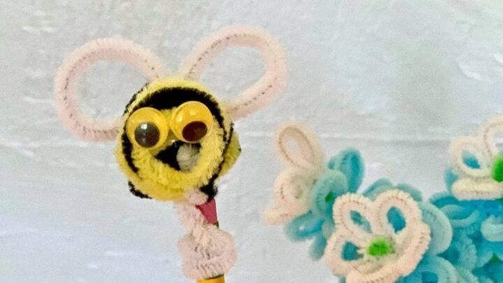 pipe cleaner bee feature.jpg